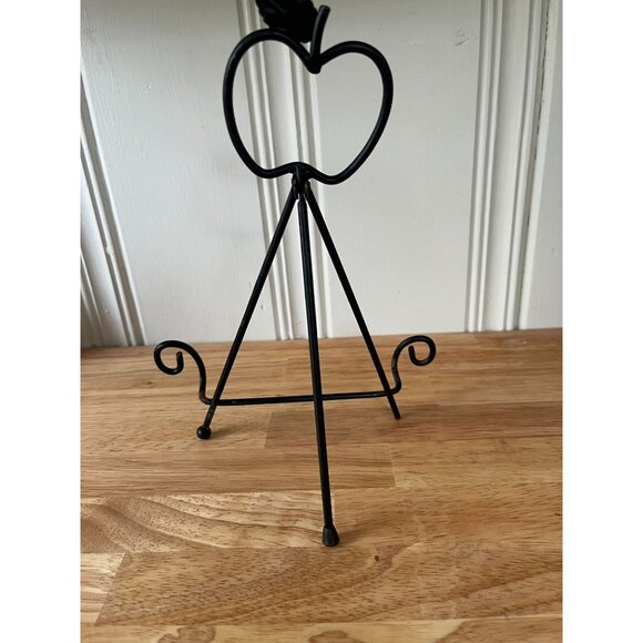 Apple-Shaped Black Metal Easel Stand For Photos & Plates - Picture 3 of 12